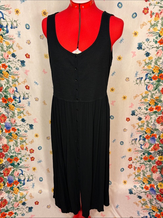 Frye Dresses & Skirts - Frye - Comfy Black Sleeveless Button-Front Maxi Dress w/ Pockets 🎉